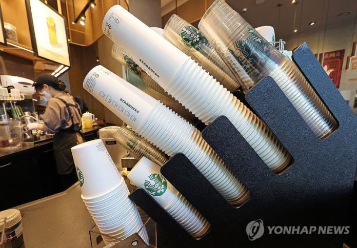 2025년부터 서울서 일회용 컵 쓰면 보증금 300원 (서울=연합뉴스) 류영석 기자 = 서울시가 