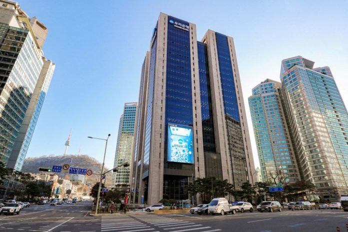 우리은행, 학자금대출 캐시백…8만명에게 243억원 돌려준다