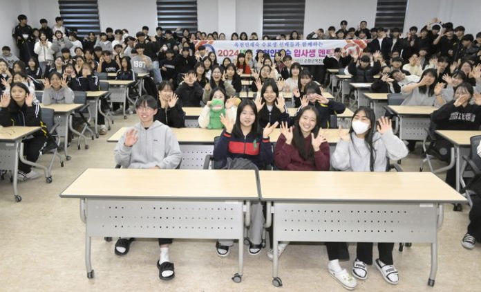 순창군으로부터 연 400만원, 4년간 1600만원의 